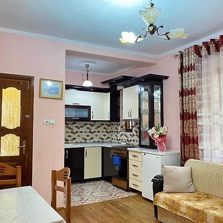 Roeli'S Guest House Поградец Екстер'єр фото